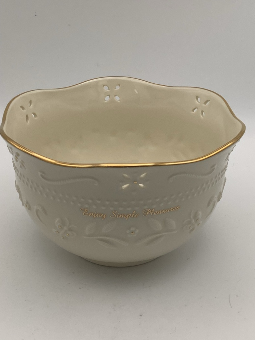 Lenox Sweet Sensations Cream Bowl with Gold Trim